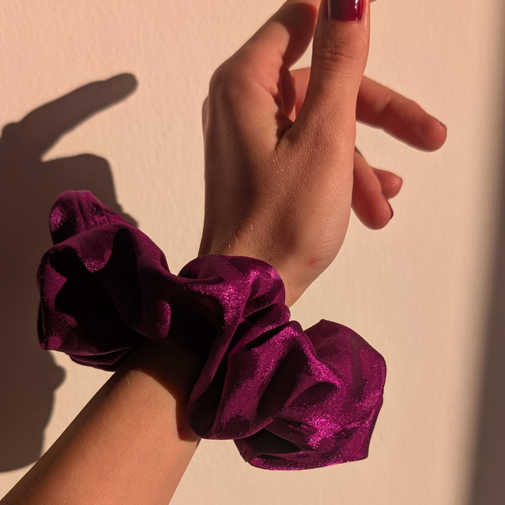 isabella XL plum SATIN scrunchies