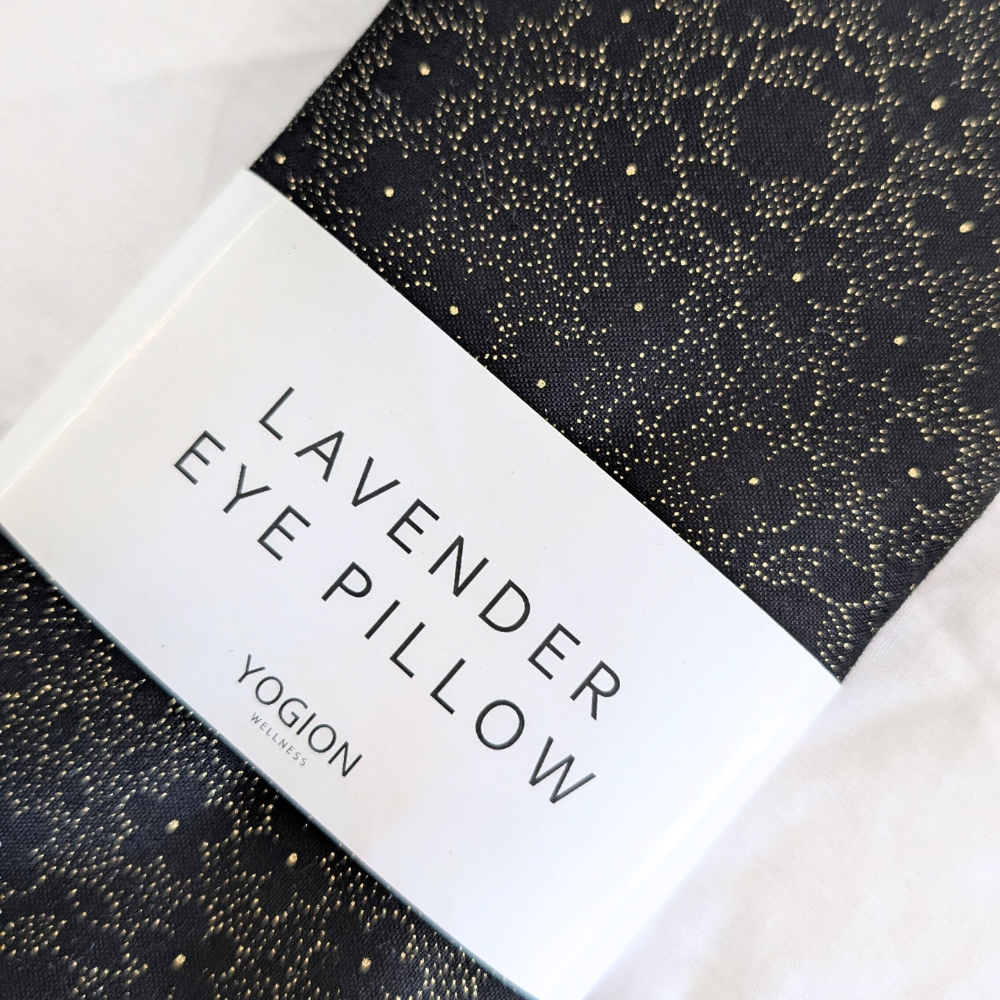 Lavender Eye pillow - Black gold daisies - yogion wellness