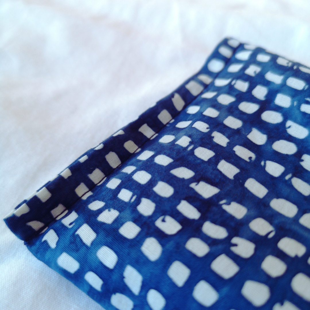 Lavender eye pillow Batik blue squared fabric detail