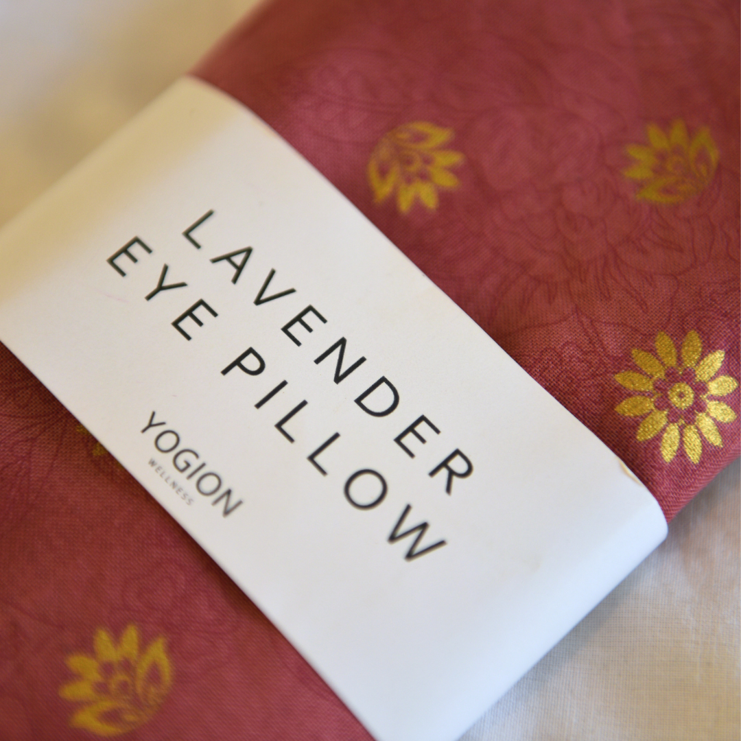 Lavender eye pillow Pink golden daisies fabric detail